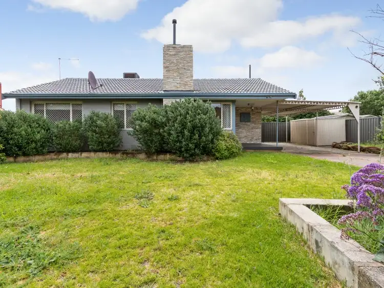 17 Devereux Street, Armadale WA 6112