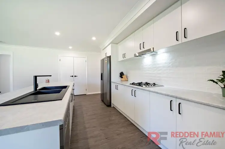 Sixth view of Homely house listing, 54 Azure Avenue, Dubbo NSW 2830
