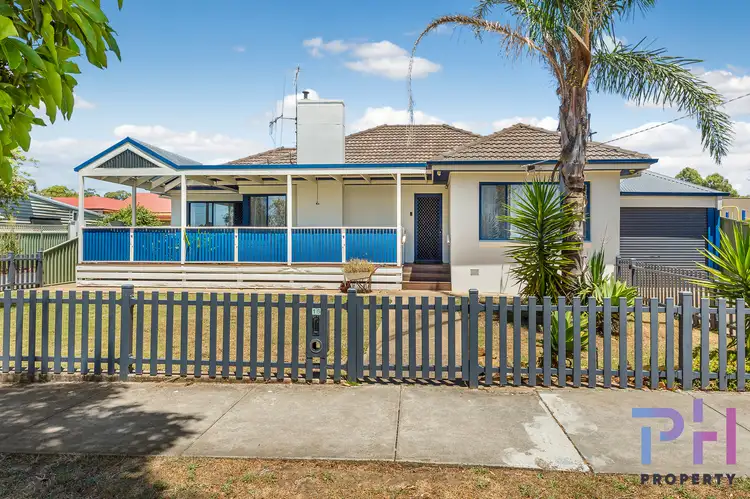 16 Keck Street, Flora Hill VIC 3550