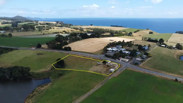 17385 Bass Highway, Boat Harbour TAS 7321