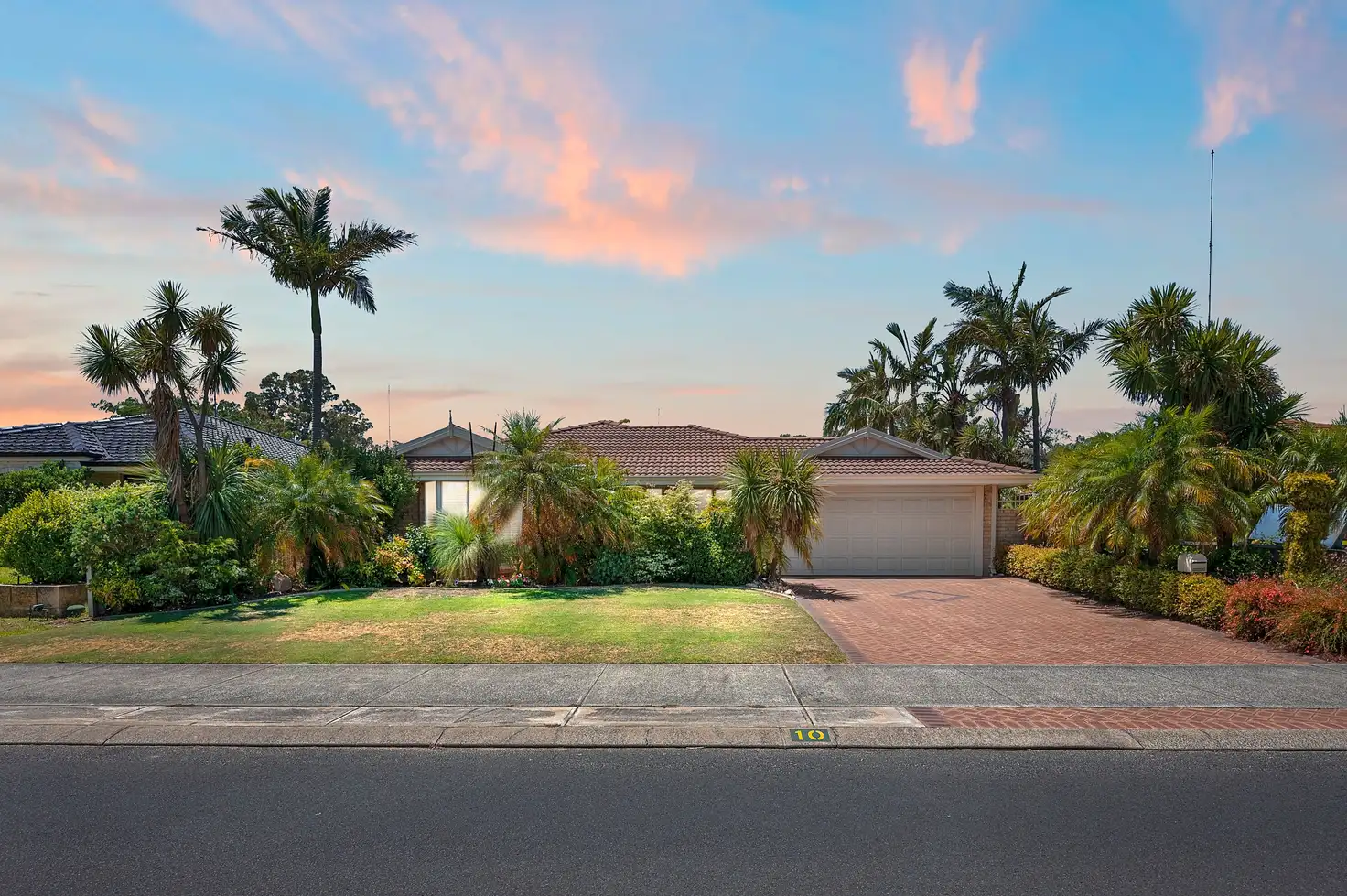 Main view of Homely house listing, 10 Somerville Drive, College Grove WA 6230