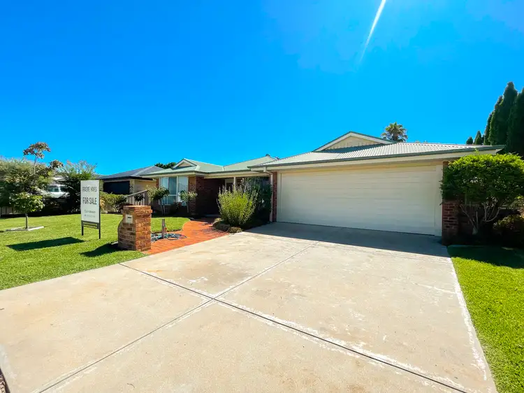 Sixth view of Homely house listing, 10 Cleeland Drive, Swan Hill VIC 3585