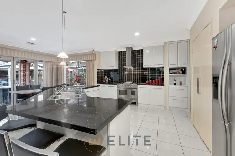 Fifth view of Homely house listing, 11 Grayden Drive, Berwick VIC 3806
