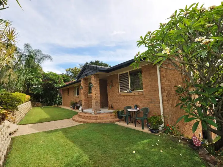13 Overland Drive, Edens Landing QLD 4207