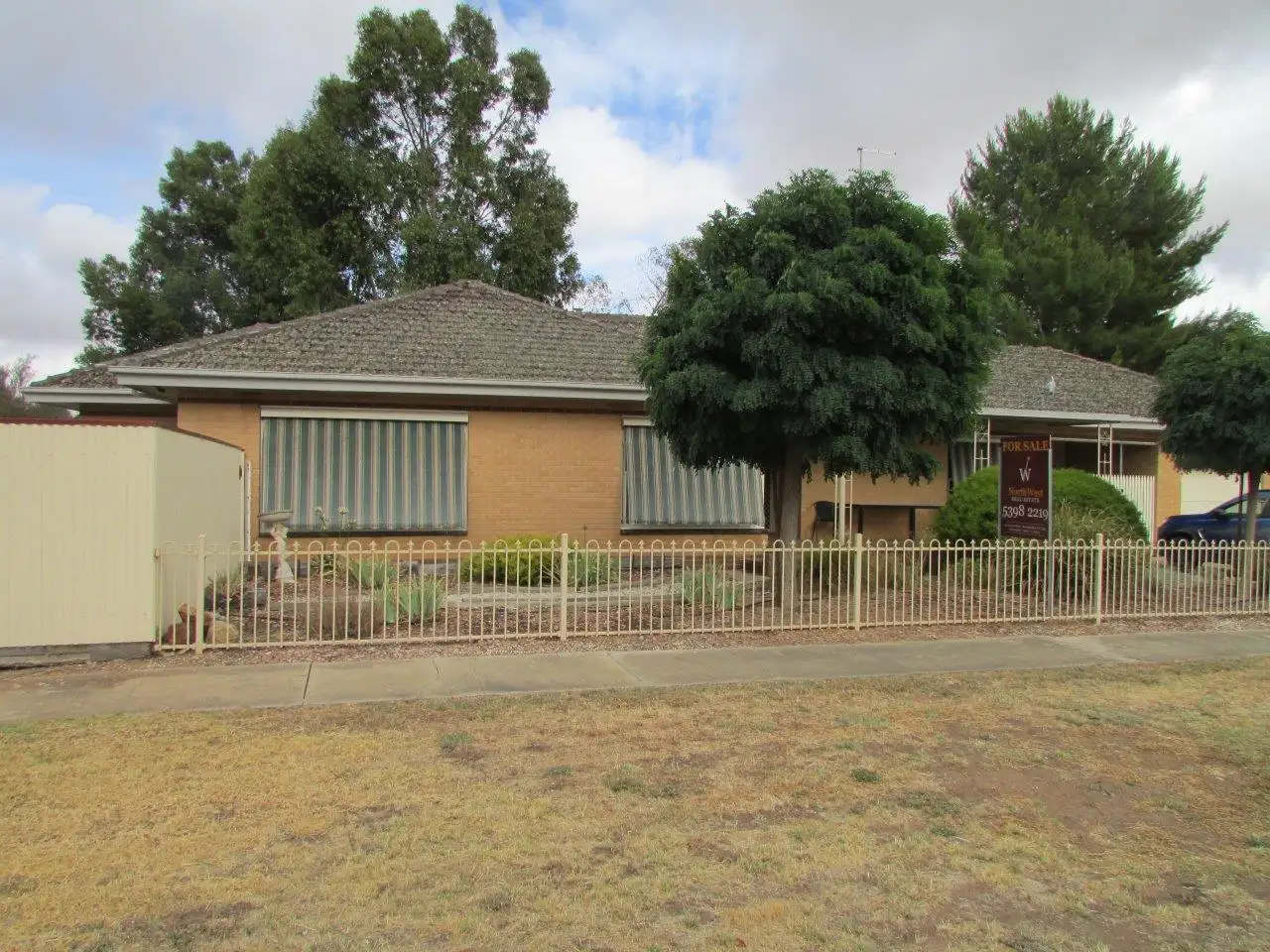 Main view of Homely house listing, 122 JAMOUNEAU STREET, Warracknabeal VIC 3393