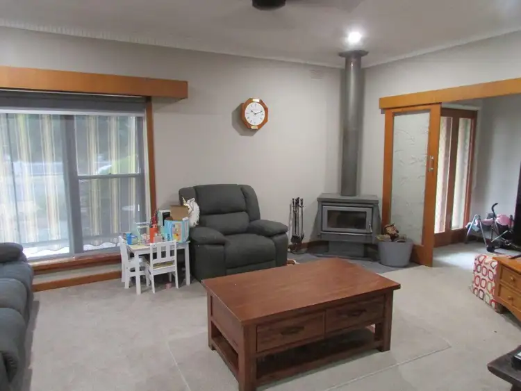 Third view of Homely house listing, 122 JAMOUNEAU STREET, Warracknabeal VIC 3393