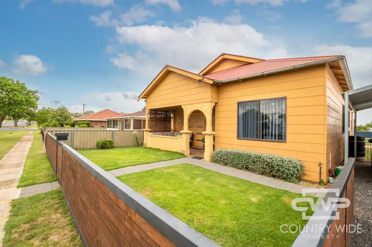 82 Ollera Street, Guyra NSW 2365