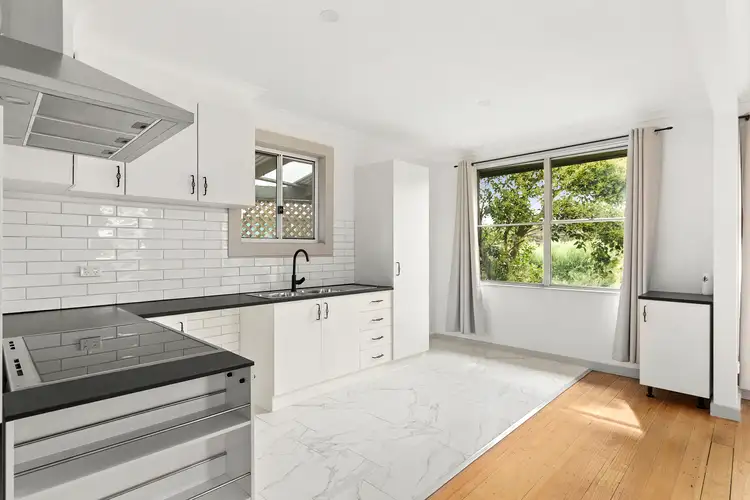 Fifth view of Homely house listing, 17 Sinclair Crescent, Seymour VIC 3660
