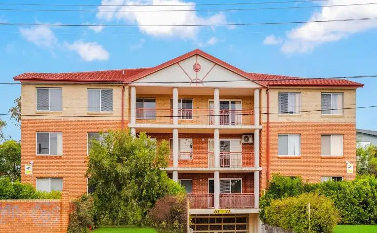 Main view of Homely unit listing, 2/16 Fifth Avenue, Blacktown NSW 2148