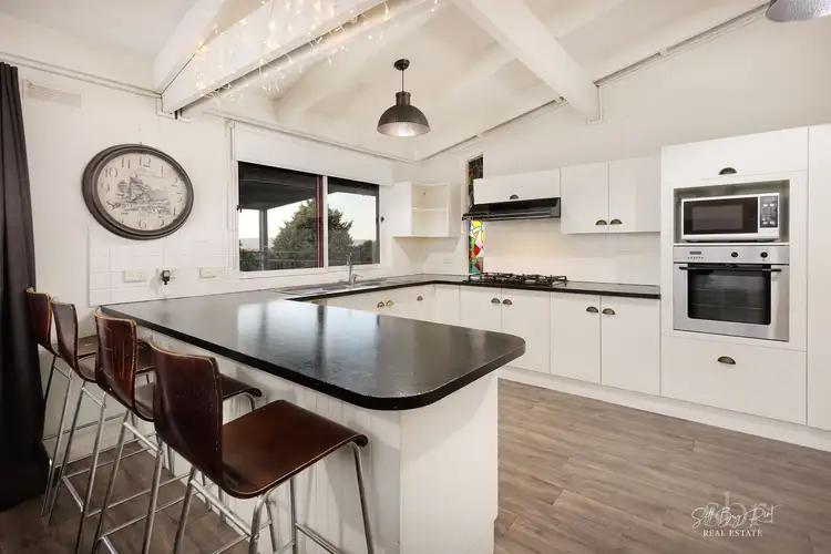 Fifth view of Homely house listing, 7 NORDSVAN DRIVE, Wodonga VIC 3690