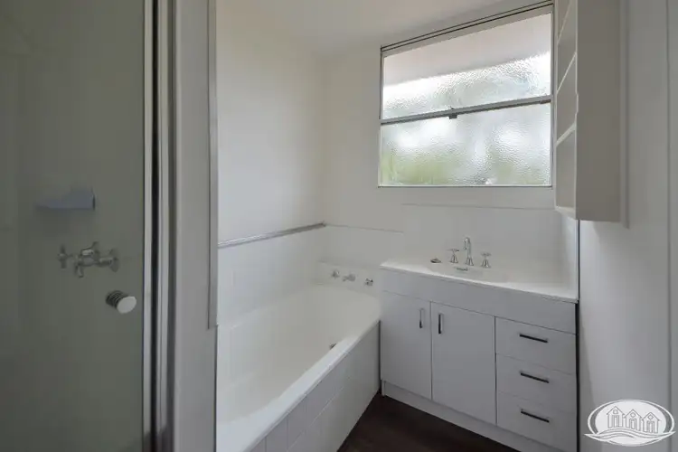 Seventh view of Homely house listing, 5 Hakea Court, Portland VIC 3305
