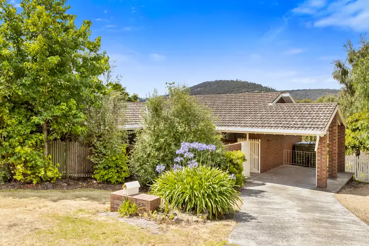 60 Saint Helens Street, Lindisfarne TAS 7015