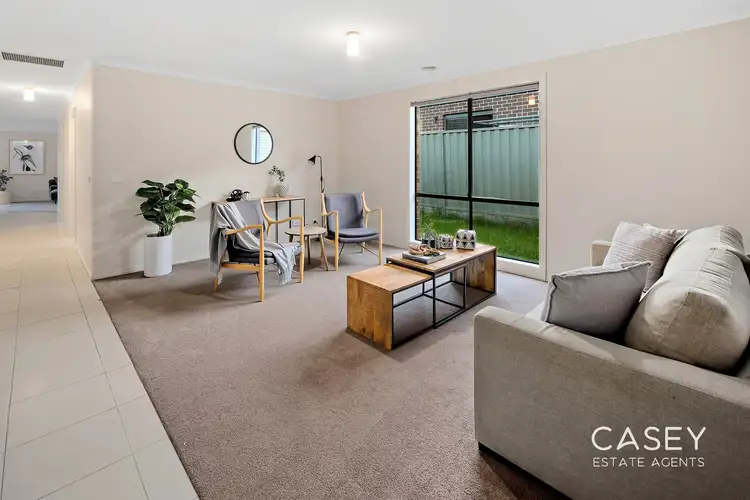 Fifth view of Homely house listing, 2 Roman Way, Cranbourne East VIC 3977