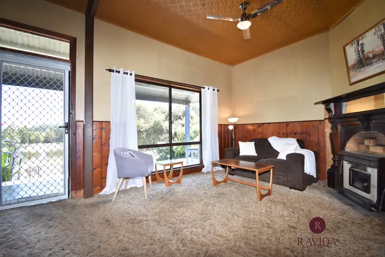 Fifth view of Homely house listing, 24 Lower Stanley Rd, Beechworth VIC 3747