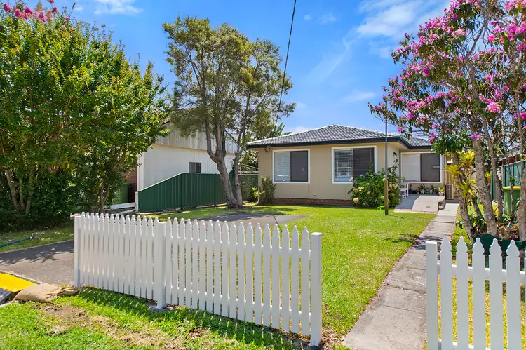 Second view of Homely house listing, 3 Lone Pine Avenue, Umina Beach NSW 2257