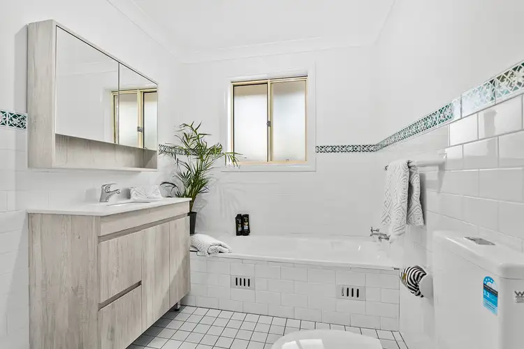 Sixth view of Homely villa listing, 2/30-32 Bullecourt Avenue, Engadine NSW 2233