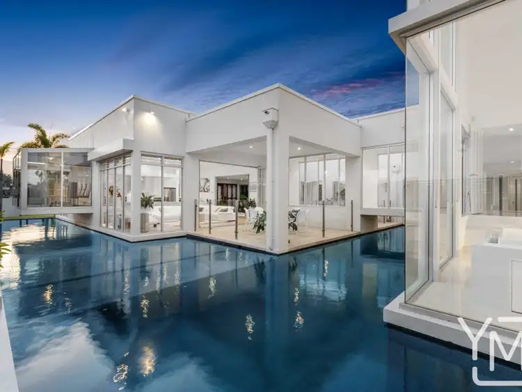 2 Hartley Crescent, Pelican Waters QLD 4551