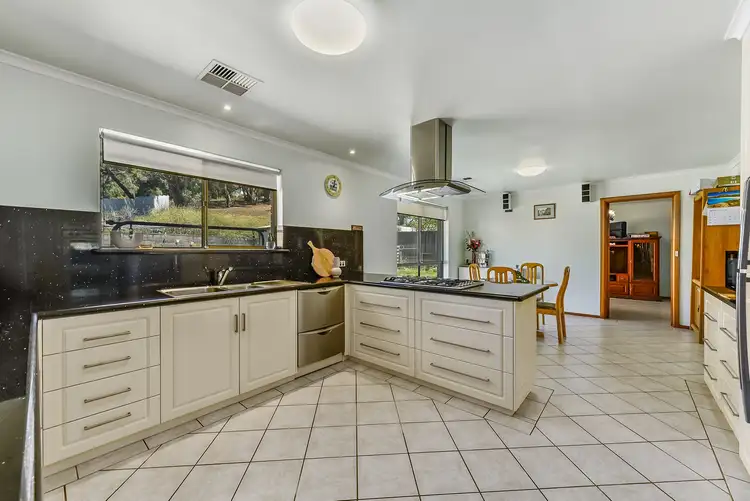 Second view of Homely house listing, 7 Derwent Court, Mount Gambier SA 5290