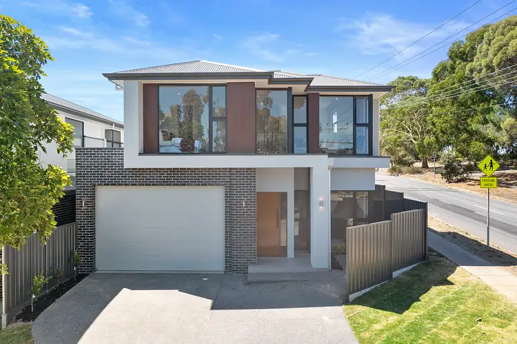 2 Buckley Crescent, Fairview Park SA 5126