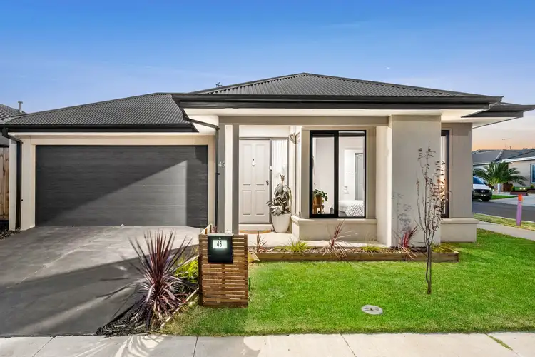 45 Ricky Parade, Armstrong Creek VIC 3217
