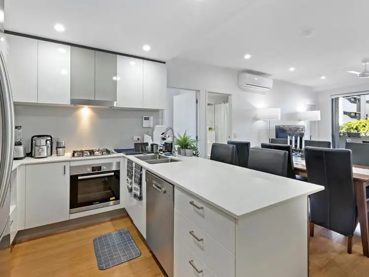 Third view of Homely apartment listing, 2/512 Oxley Road, Sherwood QLD 4075
