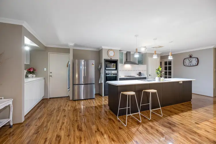 13 Sotheby Drive, Harrisdale WA 6112