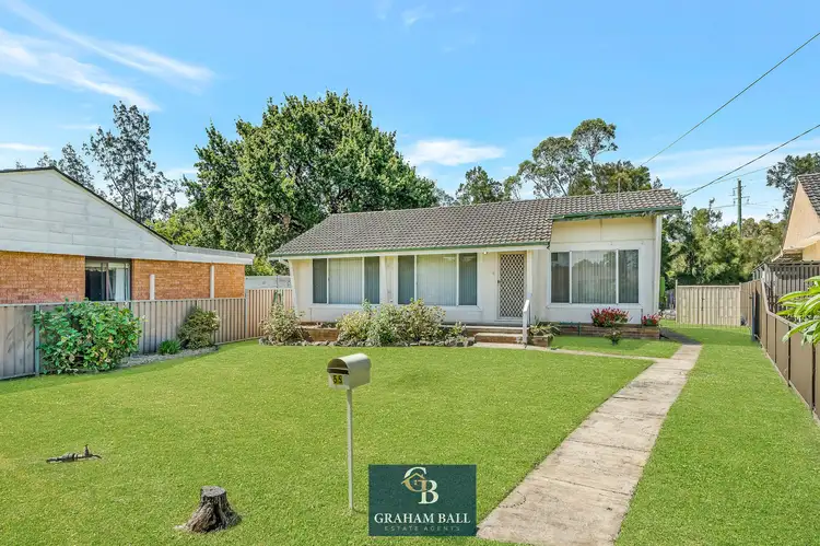 55 Hemingway Crescent
