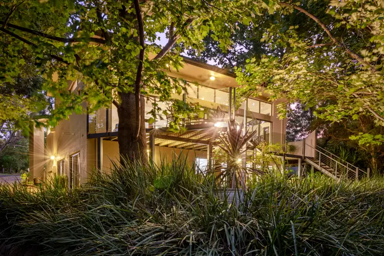 Second view of Homely house listing, 6 Como Court, Wodonga VIC 3690