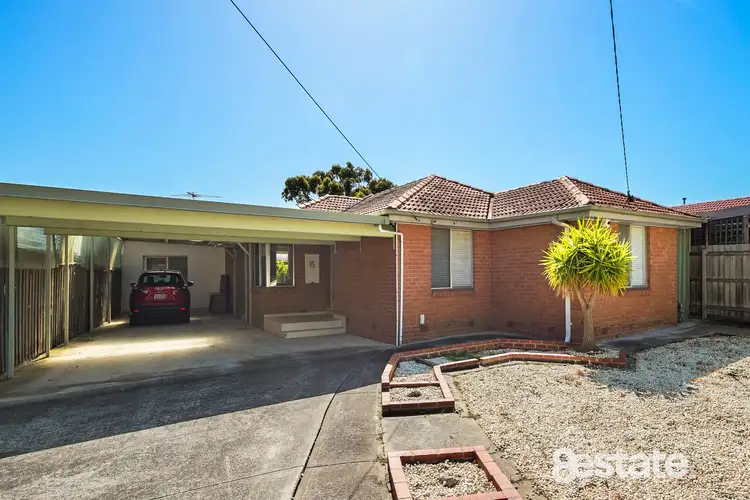 15 Atheldene Drive, St Albans VIC 3021
