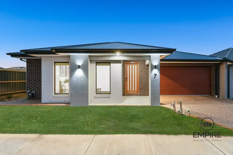 Main view of Homely house listing, 7 Wooli Avenue, Clyde VIC 3978