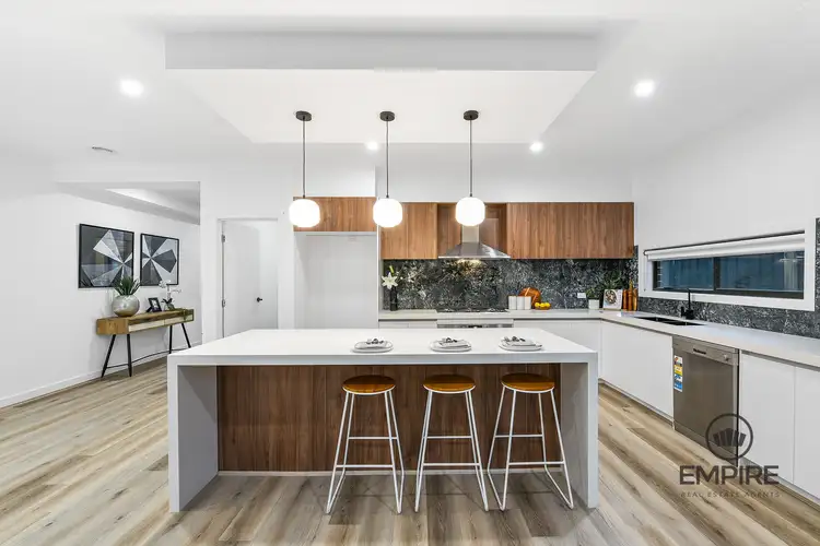Second view of Homely house listing, 7 Wooli Avenue, Clyde VIC 3978
