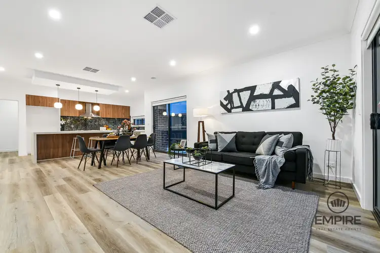 Fifth view of Homely house listing, 7 Wooli Avenue, Clyde VIC 3978
