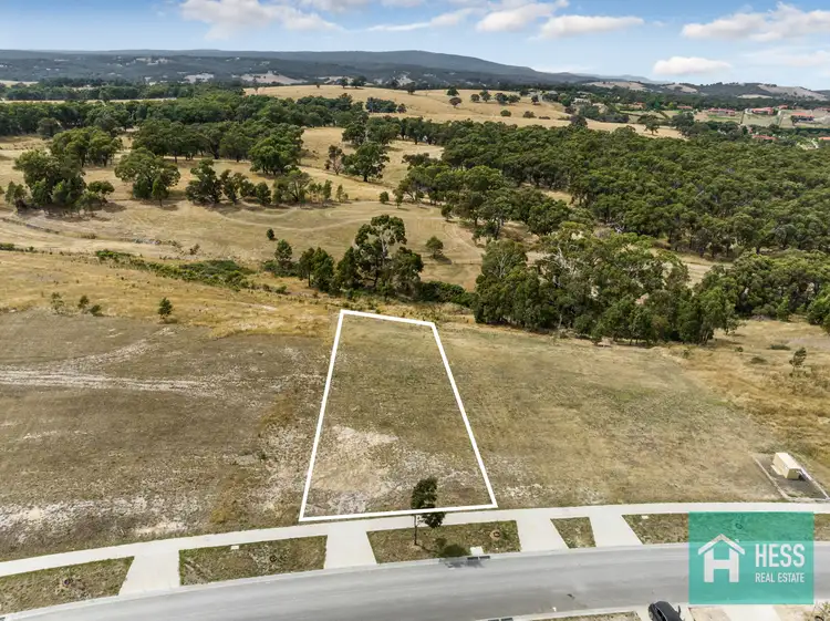 32 Knight Way, Hidden Valley VIC 3756