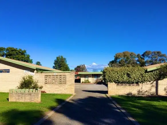 26 Young Road, Cowra NSW 2794