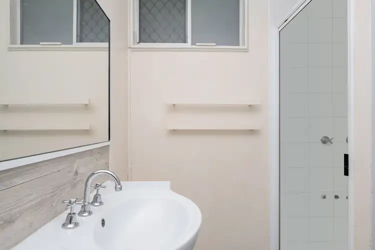 Sixth view of Homely house listing, 4 Balmes Court, Kirwan QLD 4817