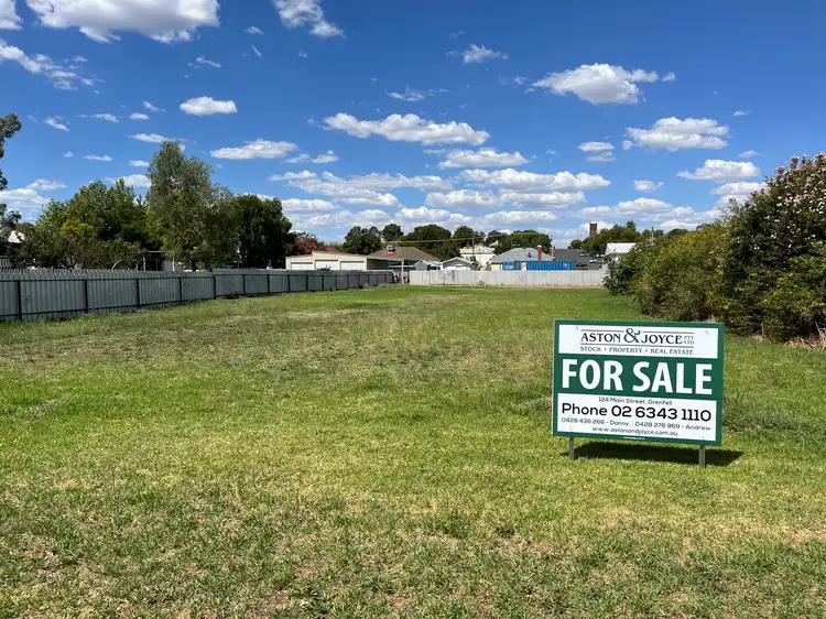 10 West Street, Grenfell NSW 2810