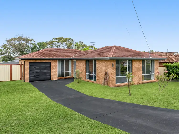 17 White Swan Avenue, Blue Haven NSW 2262