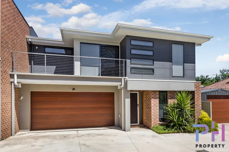 Main view of Homely townhouse listing, 5/35 Sternberg Street, Kennington VIC 3550