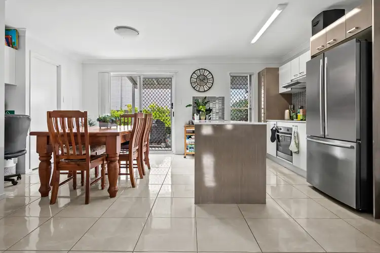 30/31 Lyrebird Street, Loganlea QLD 4131