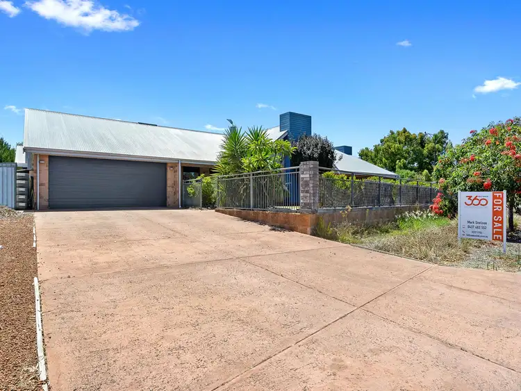 125 Farmaner Parkway, Ellenbrook WA 6069