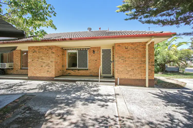 Main view of Homely unit listing, 1/490 Breen Street, Lavington NSW 2641