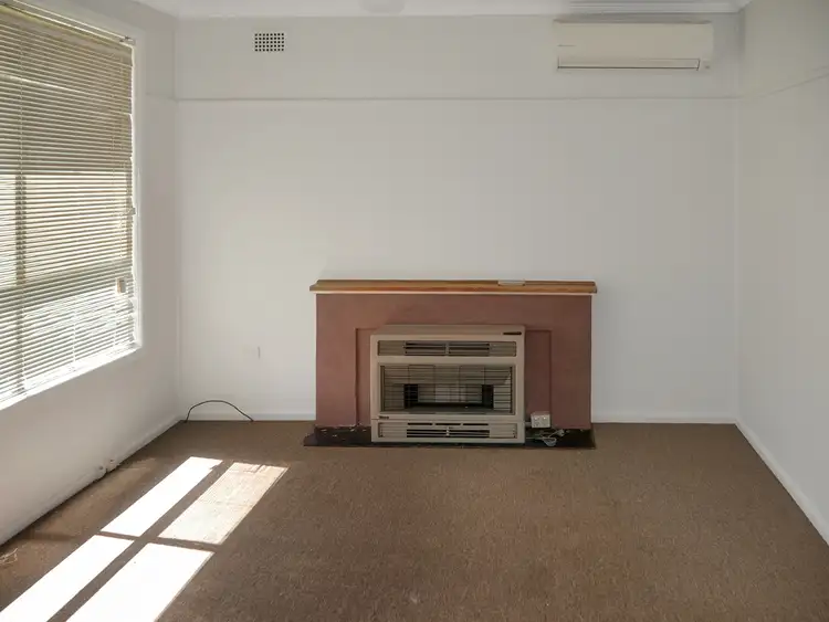 Second view of Homely house listing, 2 Box St, Leeton NSW 2705