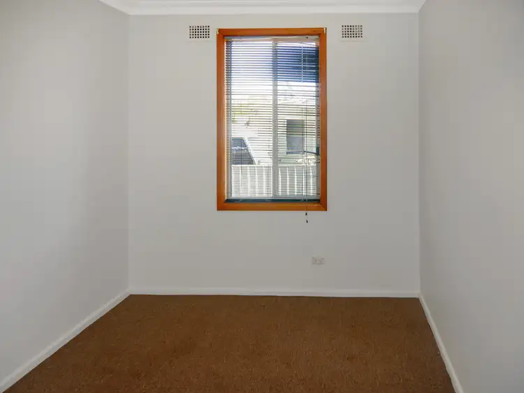 Fifth view of Homely house listing, 2 Box St, Leeton NSW 2705