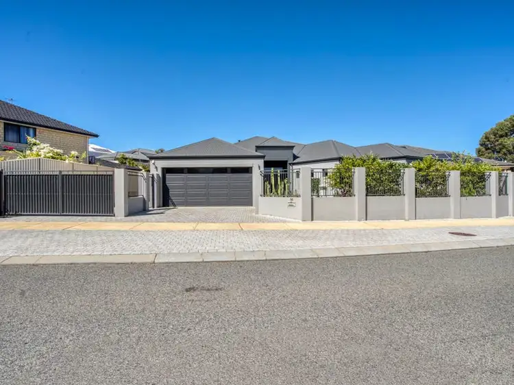 16 Raspins Loop, Burns Beach WA 6028