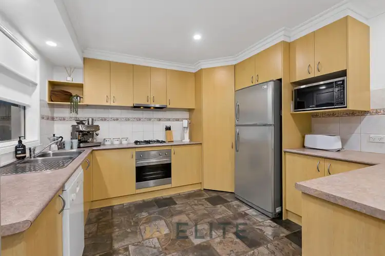 Fourth view of Homely house listing, 33 Sharpe Court, Berwick VIC 3806