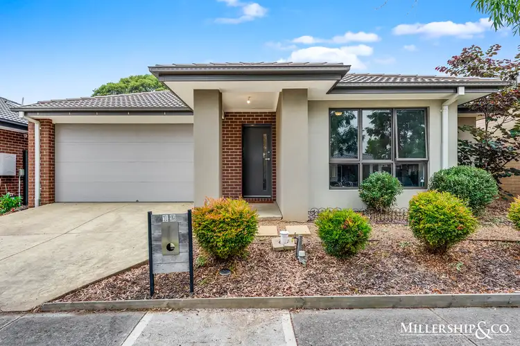 12 FRIESIAN STREET, Mernda VIC 3754