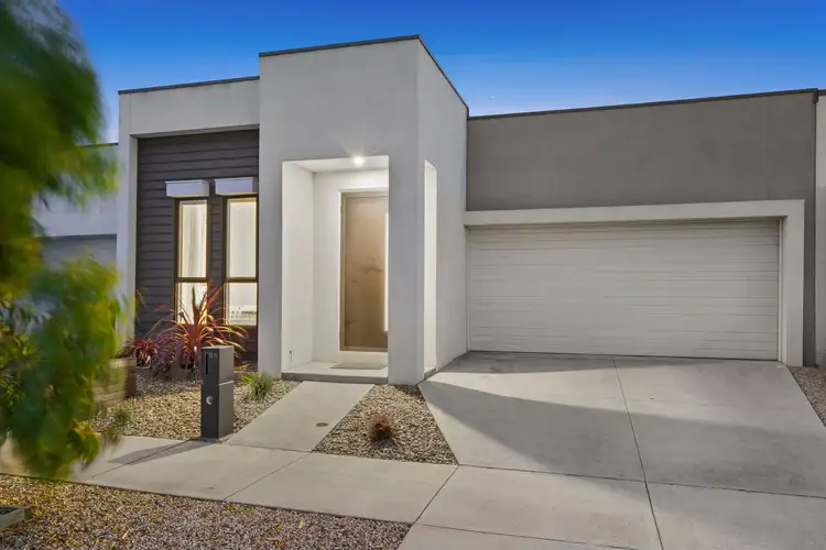 86 Beaumont Avenue, Charlemont VIC 3217