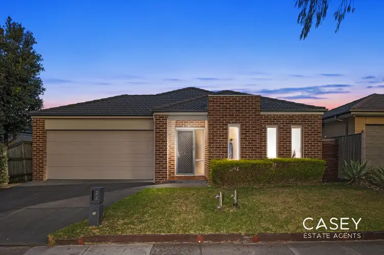 22 Brolin Terrace, Cranbourne North VIC 3977