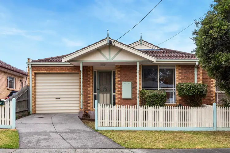 3/31 McNamara Avenue, Airport West VIC 3042