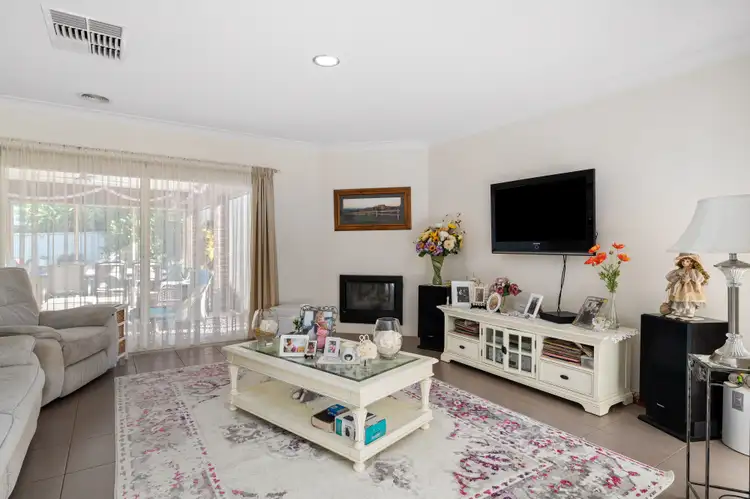 Third view of Homely house listing, 8 Whiteley Circuit, Baranduda VIC 3691